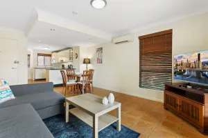 Image of Charming 2-Bed Apartment with City Views