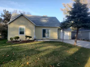 Image of Central Omaha. 15 minutes to anywhere! clean  safe home. Near Childrens hospital