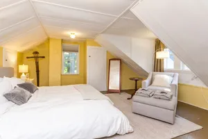 Image of Charming Carriage House on Historic Scenic Farm