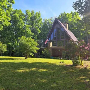 Image of The property is relaxing and family-oriented, nestled in the hills of Kentucky.