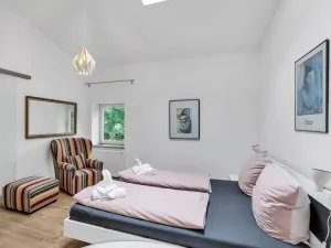 Image of Stunning private villa for 10 guests with internet, TV, terrace, pets allowed and parking