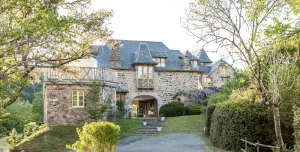 Image of Villa in Aveyron jacuzzi terrace tennis park