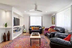 Image of I am at home in town