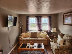 Image of Welcoming, Wonderfully Cozy 1 bdrm Apt