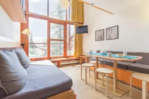 Image of 300m from resort center, 1st floor, view valley, balcony, tv, 37m², Les Arcs