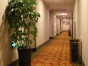 Image of Greentree Inn Shandong Jinan East Wenhua Road Taishan Technology Mansion Express Hotel
