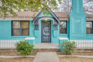 Image of Tech Terrace Cottage-Just 3 Blocks from TTU!
