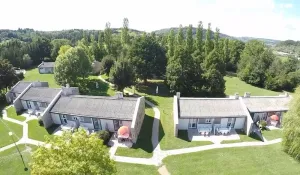 Image of Espalion, pleasant studio for 2 people, heated swimming pool, ideal for couples.