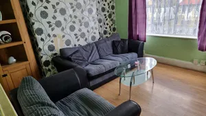 Image of 2 bedroom ENTIRE HOUSE with private garden!!!!!
