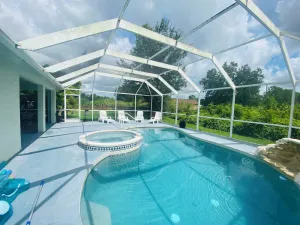 Image of Private, 4 Bed\/2 Bath, Pet Friendly, Pool & Spa Home