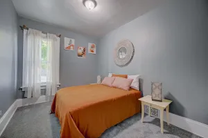 Image of Enjoyable Bohemian Home Near Downtown by Lake Michigan