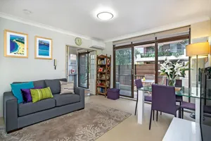 Image of Crows Nest- CN016 Brook Street - Ground Floor 1BR with Patio Pool Near Crows Nest Dining Hub