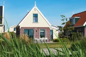 Image of Detached bungalow with 3 bedrooms, 2 bathrooms and a terrace