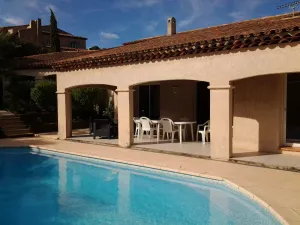 Image of Villa for 10 people with pool. residential area 800m from sea vi