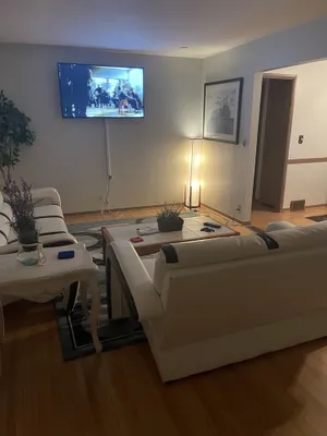 Image of House in a quiet neighborhood 13 mins from downtown, airport and mall of america