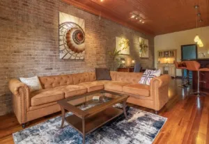 Image of Contemporary apartment on the square!