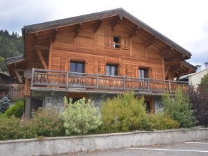 Image of Les Gets - Appartement 1 ch, 49m², 4/6 pers, à 400m des pistes et du centre, avec balcon et garage. - FR-1-623-16