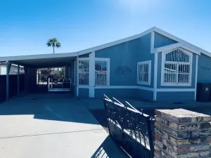 Image of Sunny Yuma Vacation House