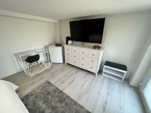 Image of 2 room apartment, comfortable, king size bed, TV