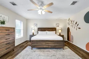 Image of Pet Friendly Home w\/ Community Pool Access!