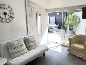 Image of In the heart of La Flotte - House 4 persons- private Patio - Private parking
