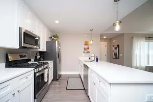 Image of Charming Condo in Bettendorf