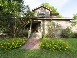 Image of Marsh-front Cottage where the Broad River begins - with a magnificent view!