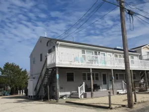 Image of 2 Bedroom Condo Totally Renovated On Ocean Block In Ship Bottom