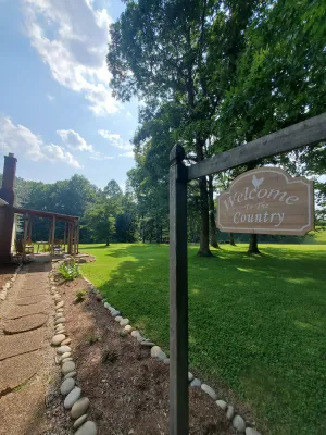 Image of Dalton Farm-quiet, country setting w\/ fishing pond