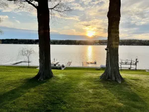Image of Remodeled Lakehouse on Silver Lake