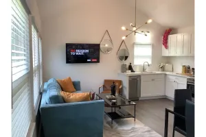 Image of New 2 bedroom on huge lot, near Downtown & IAH!