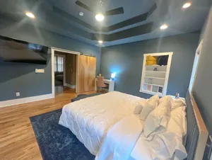 Image of Live, Work, Play! Near Battery Park\/Braves & more! Prime location near highways!
