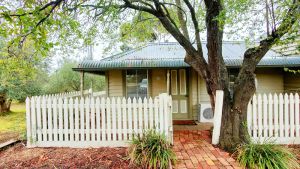 Image of Dunkeld Secret Garden & Grampians Peaks Trail End