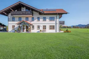 Image of Luxurious Holiday Apartment Sissi with Wi-Fi, Terrace