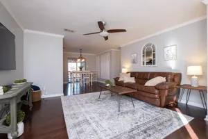 Image of Newly remodeled house close to Hwy and restaurants