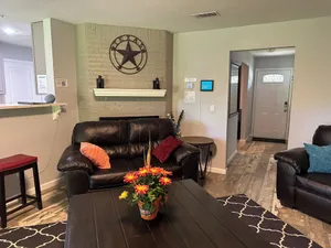 Image of Pet Friendly, Modern Smart Home close to Airports & Stadiums