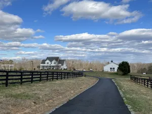 Image of Escape to Nature: Exquisite Retreat Perfect for Gatherings near Charlottesville