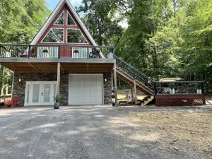 Image of Lake View A-Frame House located at Norris Lake, TN
