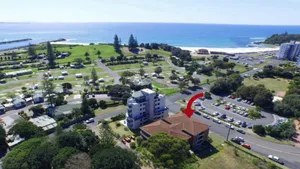 Image of Paradise Court 1