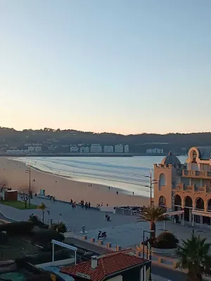 Image of ⛱️🏄‍♂️ T3 apartment \"4 \/ 6\" people center beach seafront Hendaye 🌊⛵️
