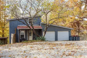 Image of Spacious House on the Water - Lake Cumberland