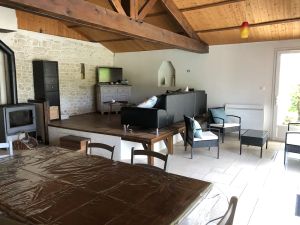 Image of 140m2 house with garden and heated swimming pool