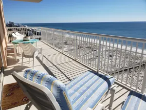 Image of Gulf Views from 14th floor, Relax on the Balcony - SRT1402