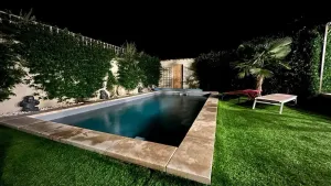 Image of Charming house with swimming pool at the foot of the Luberon