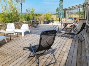 Image of Gîte charmant avec vue sur vignes, 4 chambres, terrasse et jardin - FR-1-622-57