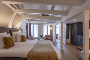 Image of Avenue Hotel