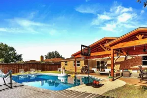 Image of Villa D’Oro, Pool, Jacuzzi, Retro-Arcade & Fire Pit