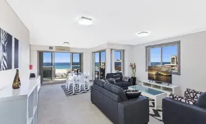 Image of Sandy Cove Apartment The Entrance 20