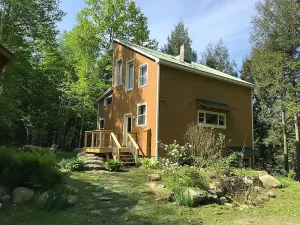 Image of NATURE RETREAT BUT MINUTES TO MANCHESTER SHOPS AND SKIING