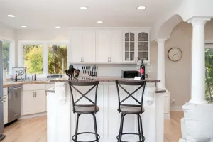 Image of MINNeSTAY* Carlow Manor | Nature |
